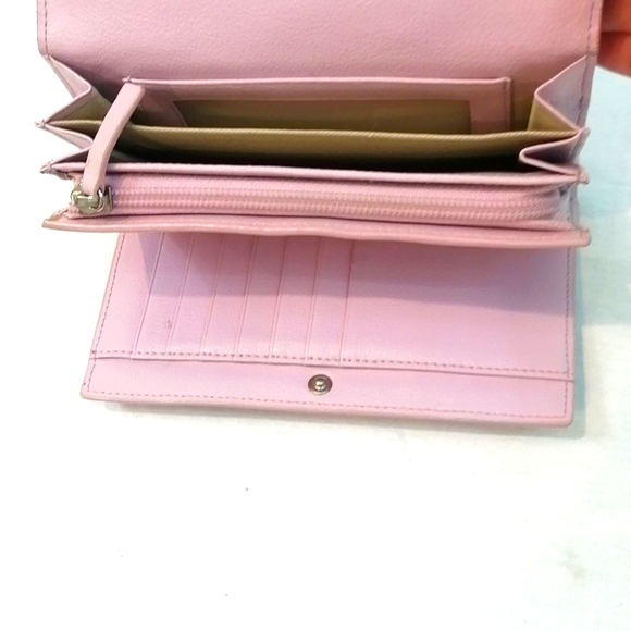 Francesco Biasia Pink Leather Trifold Wall… - Picture 3 of 13